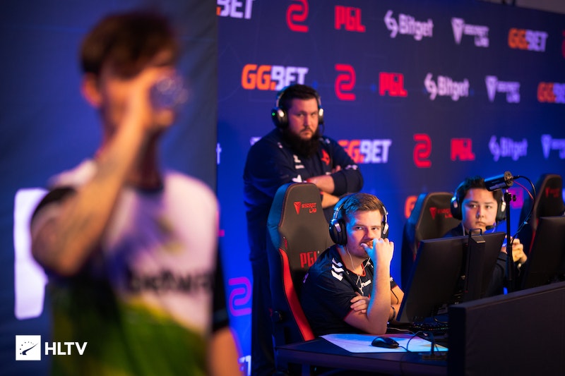 独当一面的 独当一面的