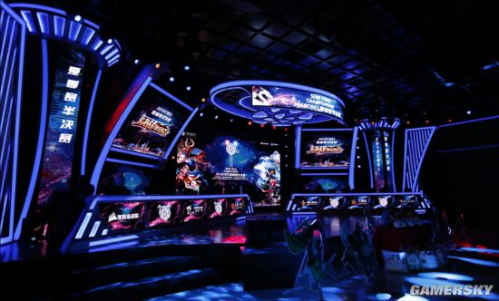 在强对强的 在强对强的