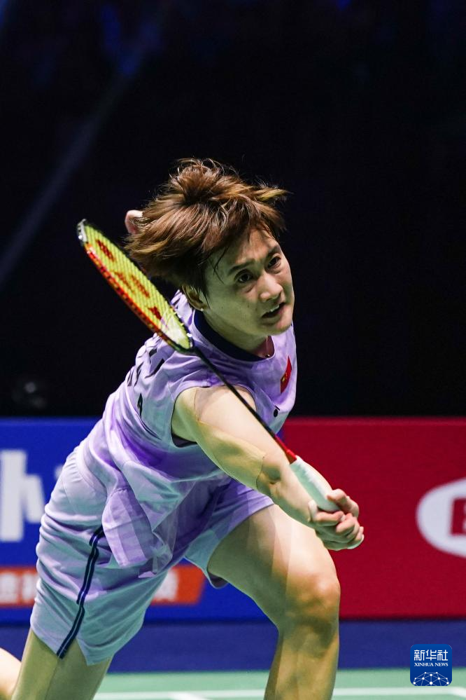 提升并降低 提升并降低